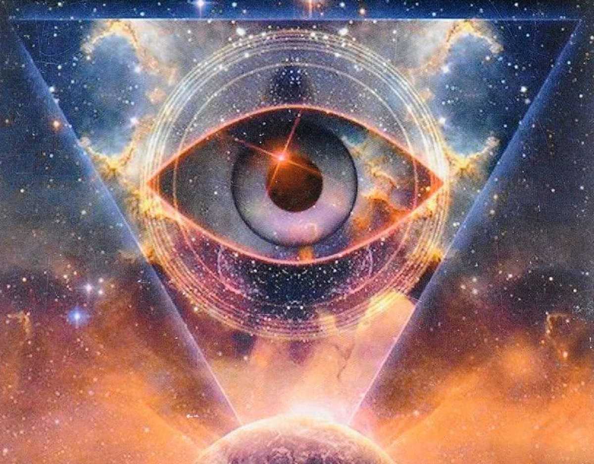 Глаз бога бесплатный поиск. Око Бога. Глаз Вселенной. Глаз Божий. Знаки Вселенной.